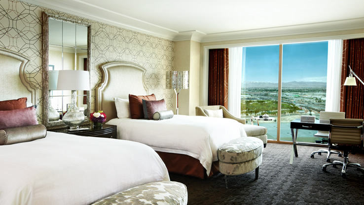 LAS VEGAS - MAY 12 : The Interior Of Mandalay Bay Resort On May 12, 2014 In Las  Vegas. The Resort, Which Opened In 1999, Has 3,309 Hotel Rooms, 24  Elevators And