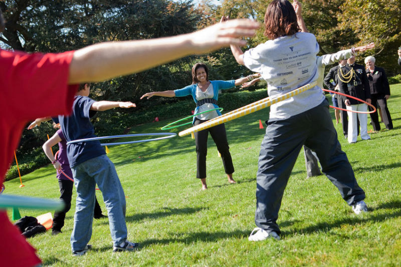 FLOTUS Hula Hooping - Healthy Kids Fair - Official White House Photo by Samantha Appleton