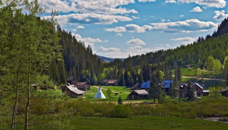 Dunton Hot Springs Colorado