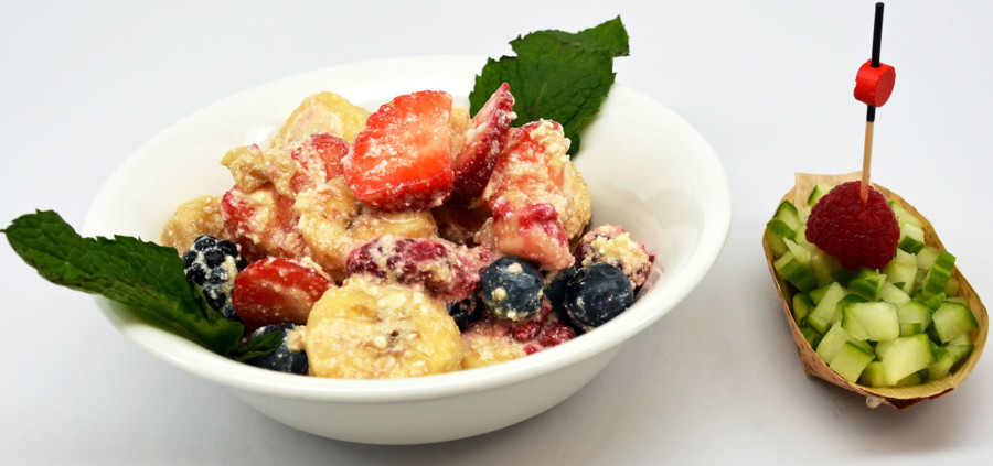 Banana Berry Cottage Cheese Salad