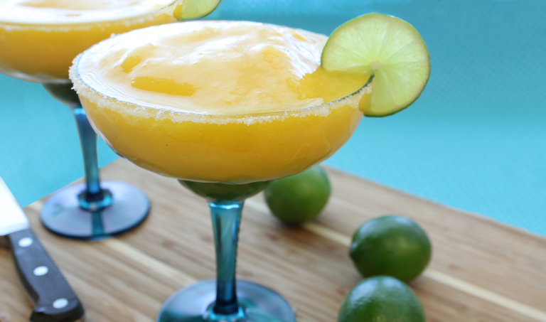 Mango Lime Tini  – Cocktails, Mocktails and Spa Party Drinks