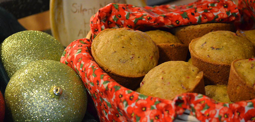 Low Fat Pumpkin Cranberry Muffins