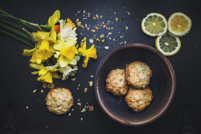 Lemon Almond Breakfast Cookies