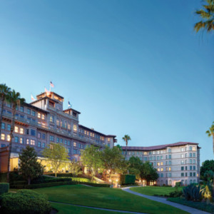 The Langham Huntington - Horseshoe Garden View